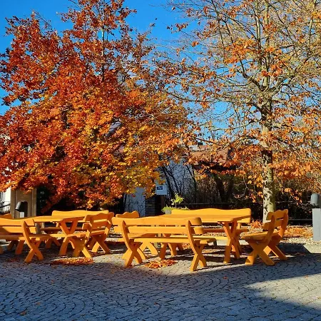 Kreuzbergbaude Beim Berzdorfer Mit Wohlfuehl Sauna * Markersdorf
