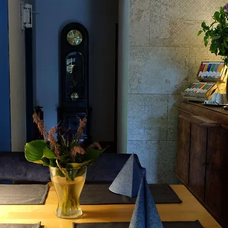 Kreuzbergbaude Beim Berzdorfer Hotel *