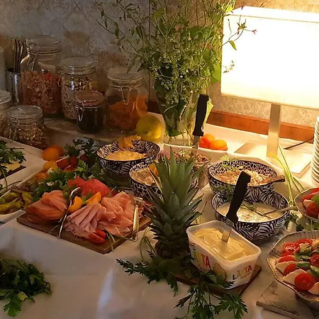 Szálloda Kreuzbergbaude Beim Berzdorfer Mit Wohlfuehl Sauna Markersdorf