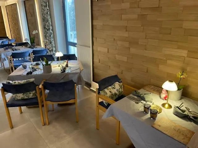 Kreuzbergbaude Beim Berzdorfer Mit Wohlfuehl Sauna Hotel Markersdorf